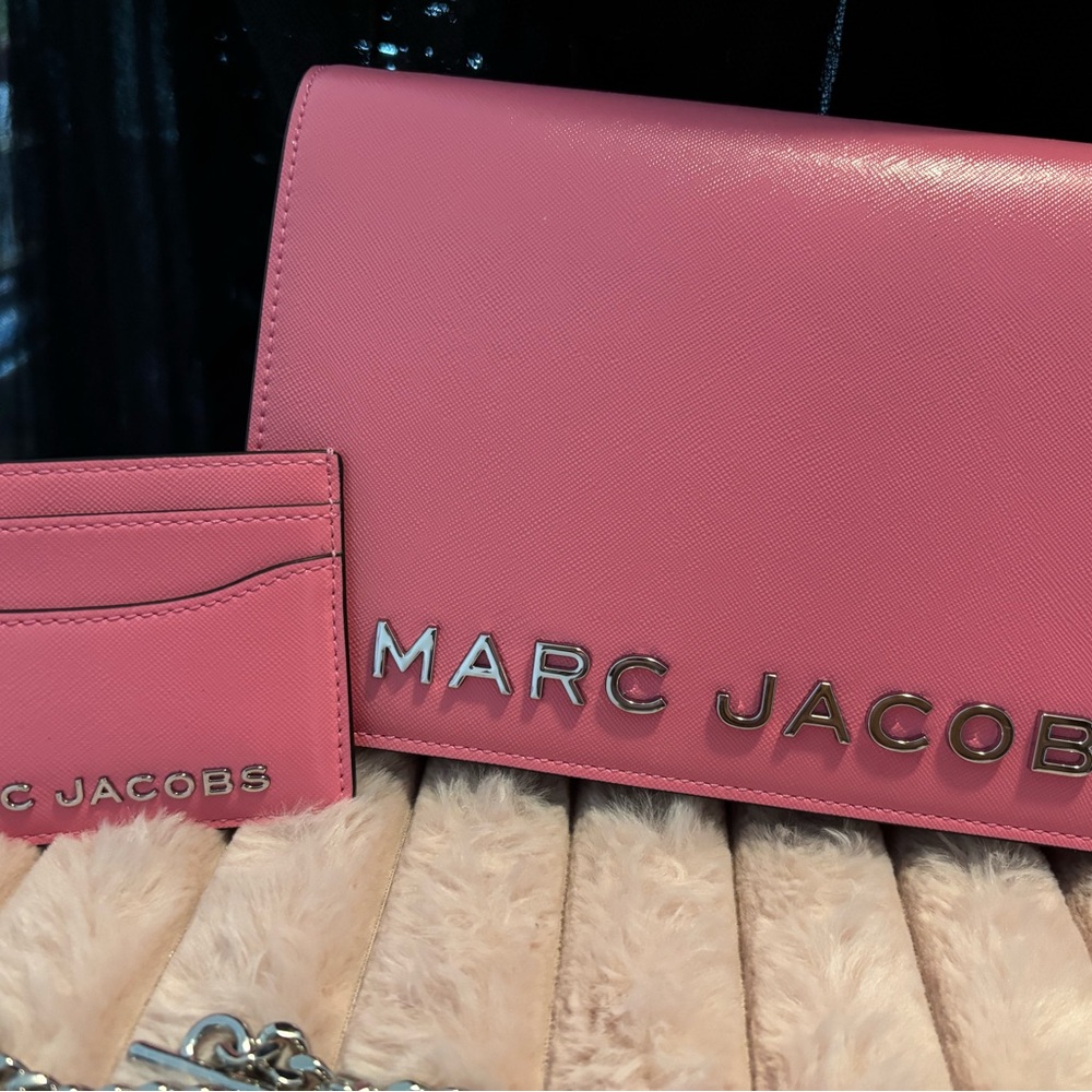 Marc Jacobs Pink Saffiano leather Crossbody Bag and Card Holder Set Like new! - Picture 3 of 16
